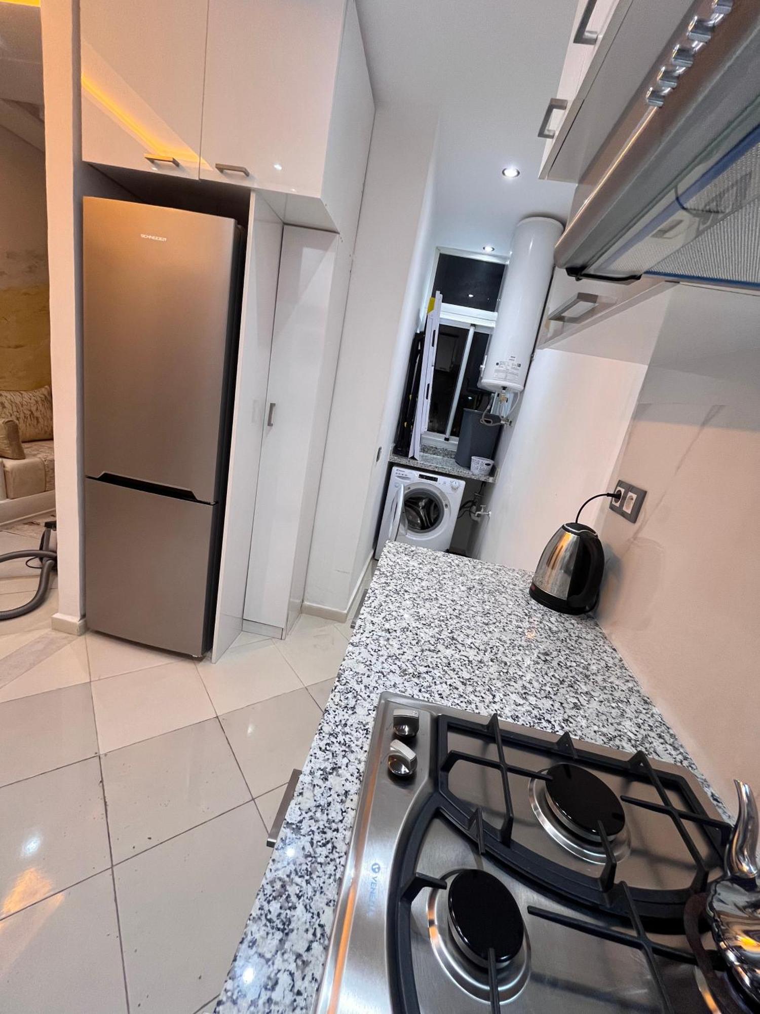 Appartement Renove Avec Style Et Parking Surveille Маракеш Екстериор снимка