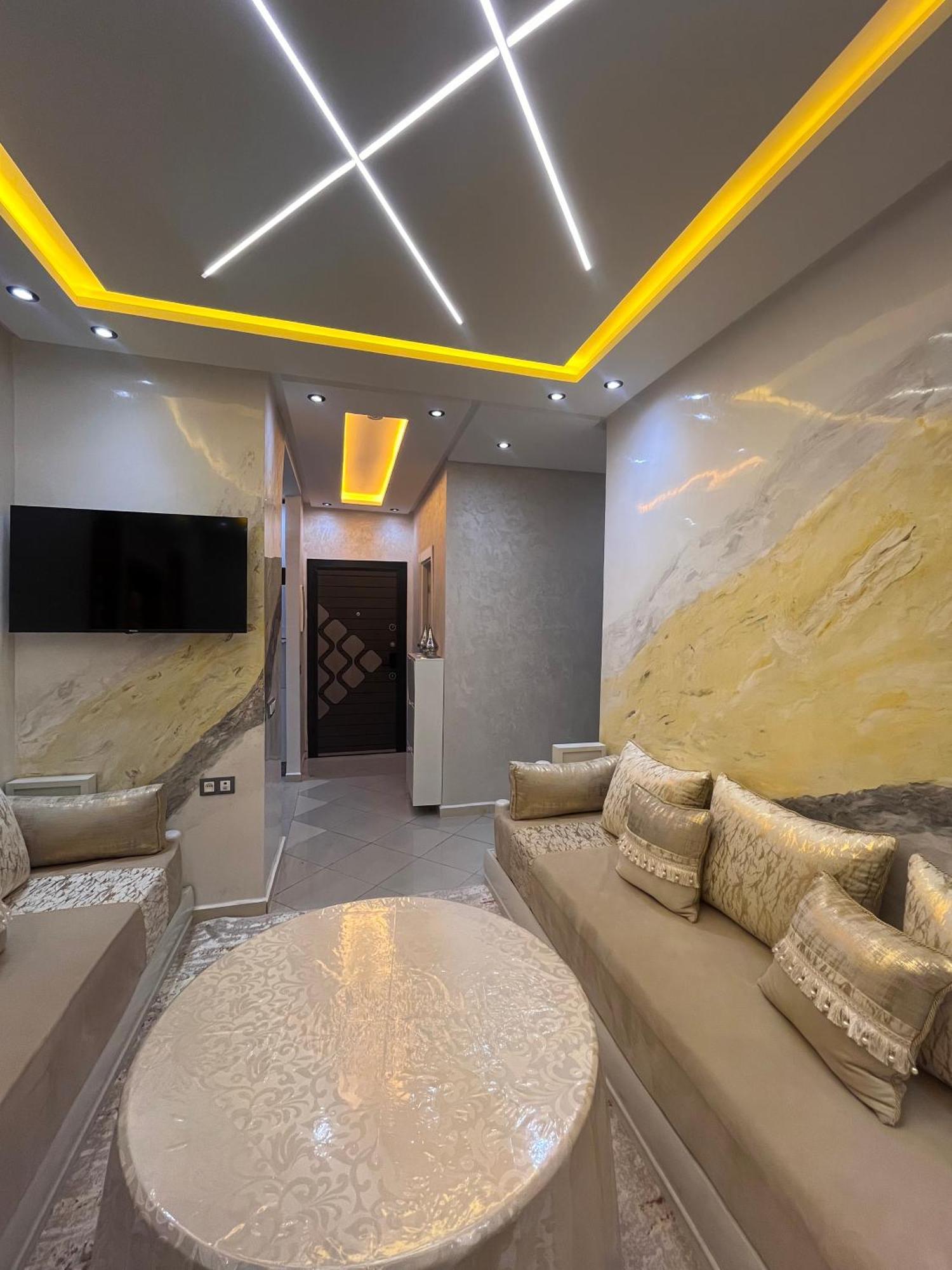 Appartement Renove Avec Style Et Parking Surveille Маракеш Екстериор снимка
